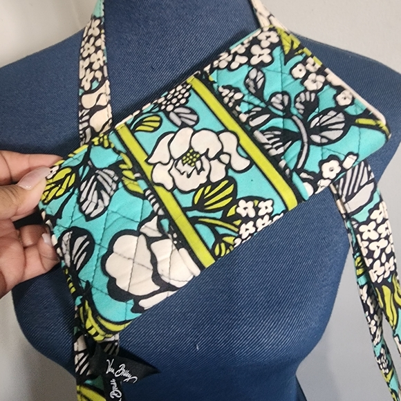 Vera Bradley Island Bloom Crossbody Bag and Accordian Wallet - Picture 10 of 12